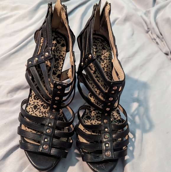 Ladies Strappy Aldo high heeled sandals - Picture 1 of 2